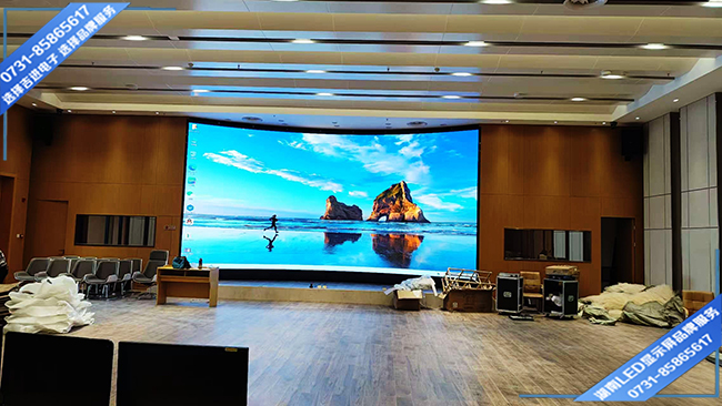 岳陽(yáng)某博物館會(huì )議大廳軟模組LED顯示屏.jpg